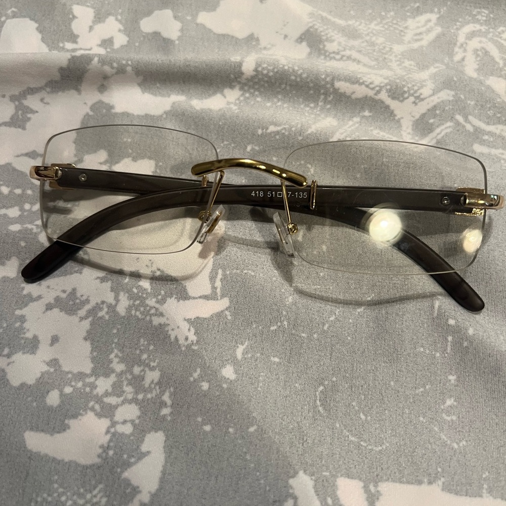 Casual clear lens glasses